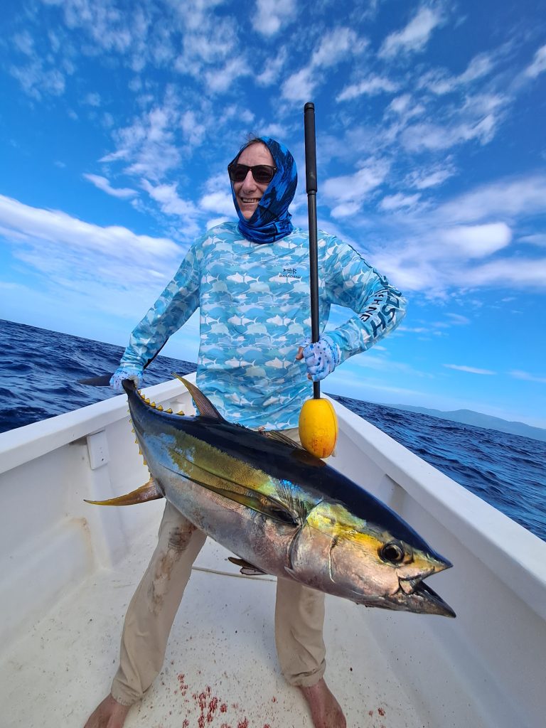 Los Buzos: Offshore Fishing & Adventure Resort | Weekend Fishing at Los Buzos