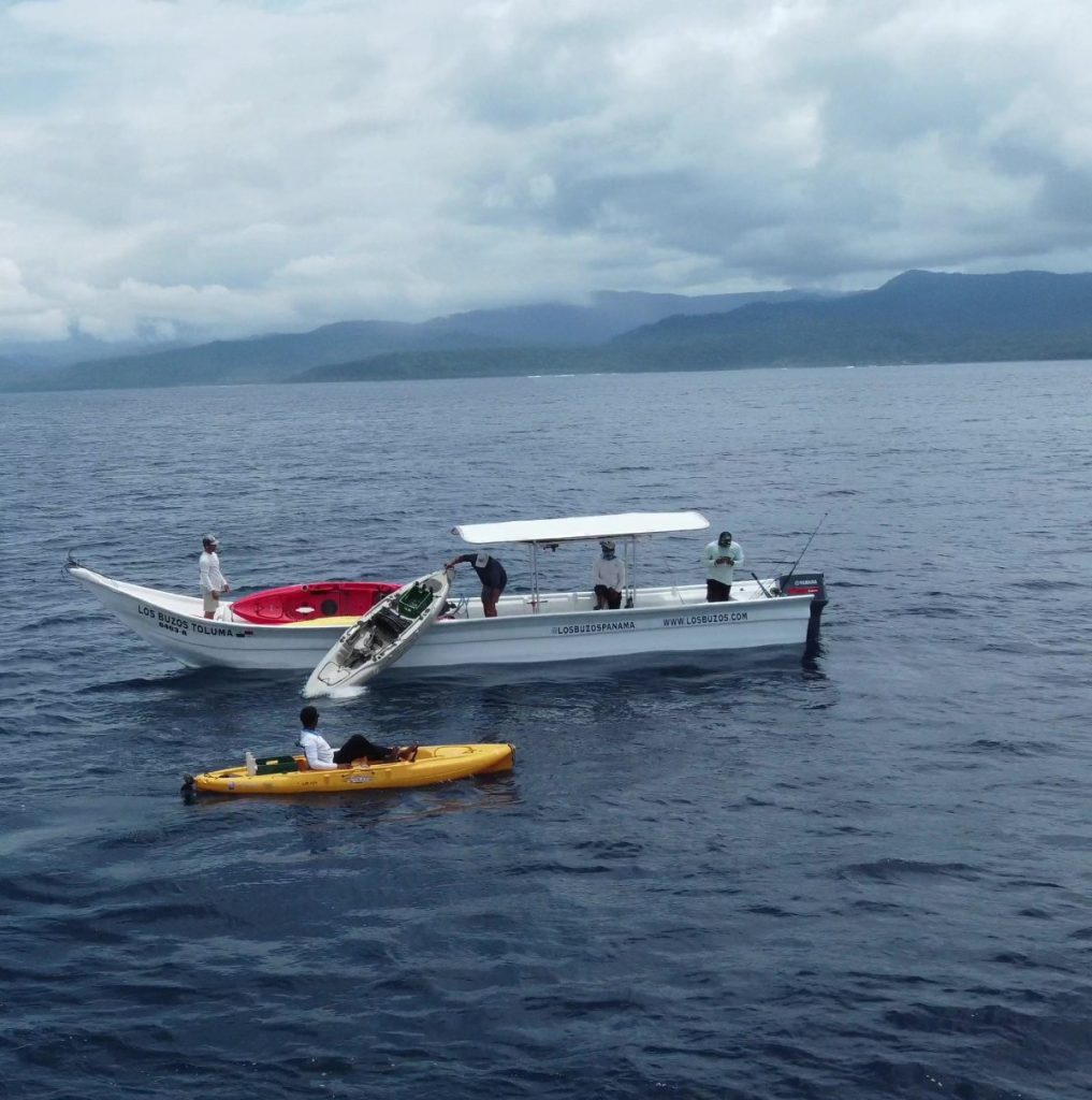 Los Buzos Kayak Mothership