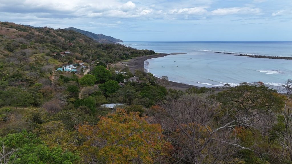 Los Buzos Real Estate