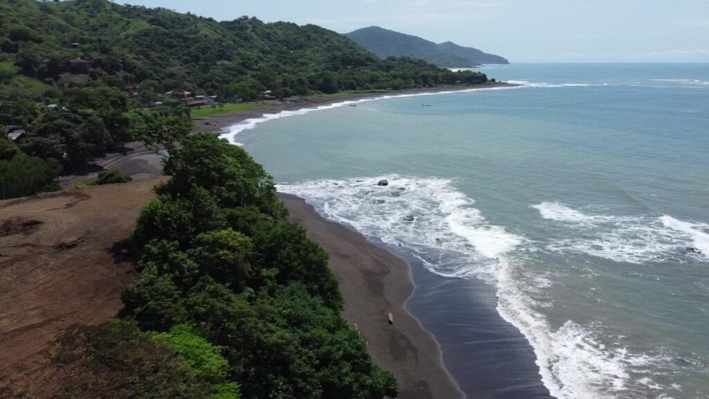 Buying Beachfront Property in Panama: Tactical Guide to the Wild Coast (2026)